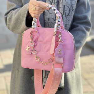 ال وی نیم دایره